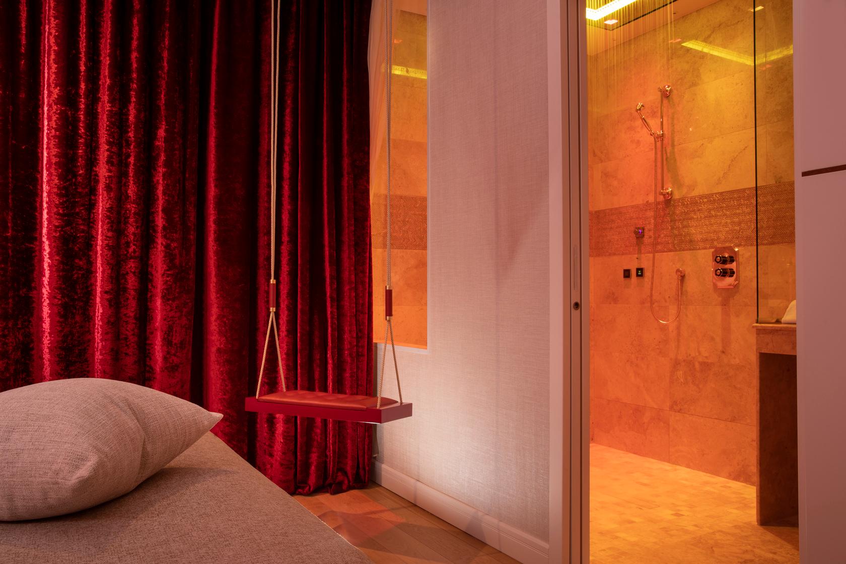 Chambre_ExecutivePassion_2_Parisj_AdoreHotel&spa_content-mod