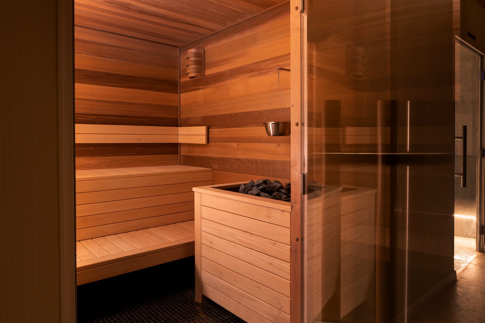 Spa_Sauna_1_Parisj_AdoreHotel_Spa-mod